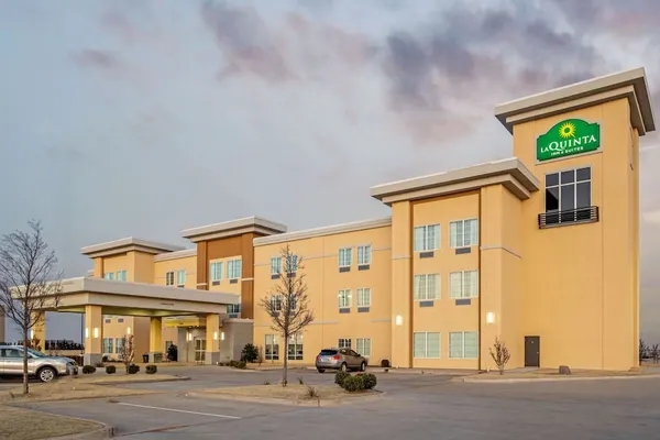 Photo 1 - La Quinta Inn & Suites by Wyndham Weatherford OK