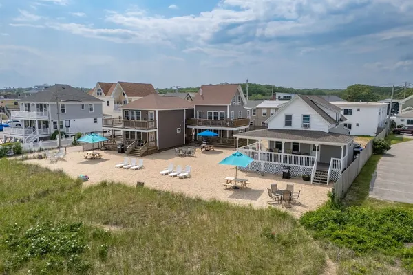 Photo 1 - Echo Motel & Oceanfront Properties