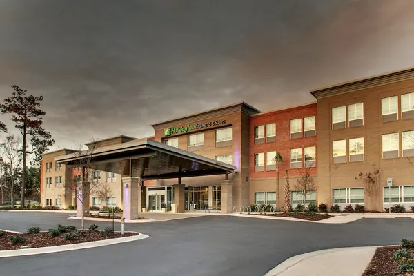 Photo 1 - Holiday Inn Express & Suites Charleston NE Mt Pleasant US17, an IHG Hotel