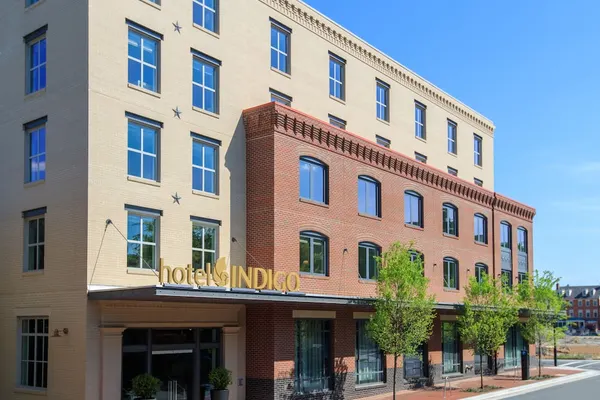 Photo 1 - Hotel Indigo Old Town Alexandria by IHG