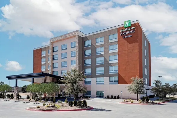 Photo 1 - Holiday Inn Express & Suites Moore by IHG