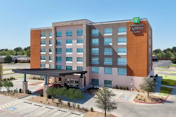 Photo 1 - Holiday Inn Express & Suites Moore by IHG