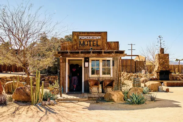 Photo 1 - Pioneertown Motel