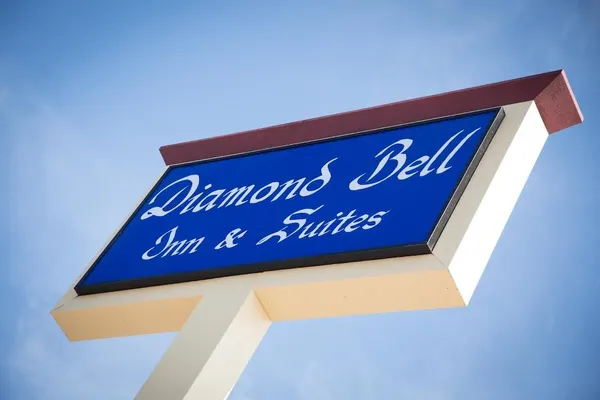 Photo 1 - Diamond Bell Inn & Suites