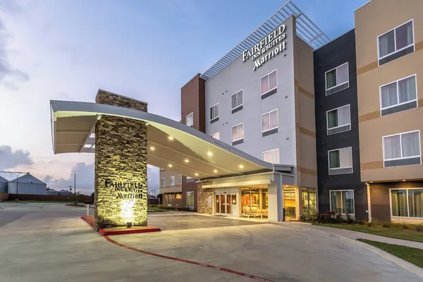 Photo 1 - Fairfield Inn & Suites by Marriott Bay City