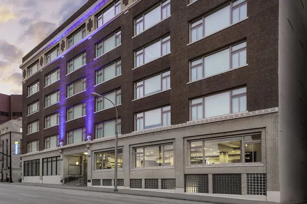 Photo 1 - Holiday Inn Express Kansas City Downtown by IHG