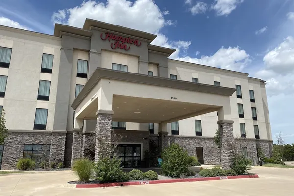 Photo 1 - Hampton Inn El Reno