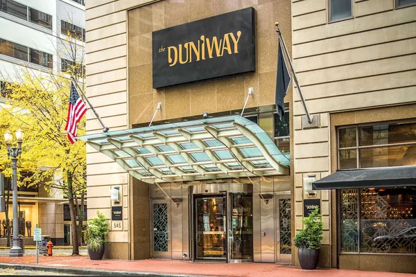 Photo 1 - The Duniway Portland A Hilton Hotel