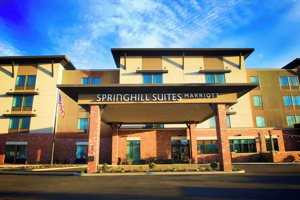 Photo 1 - SpringHill Suites by Marriott Bend