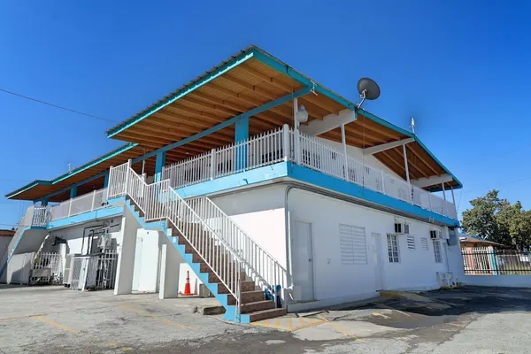 Photo 1 - Luichy's Seaside Hotel