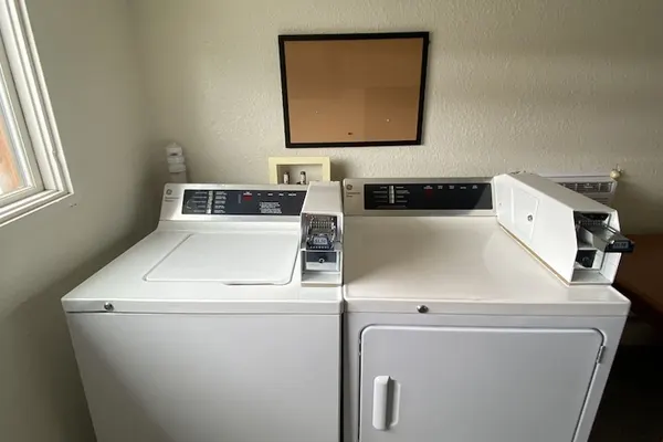 Photo 1 - Woodyzzz Motel