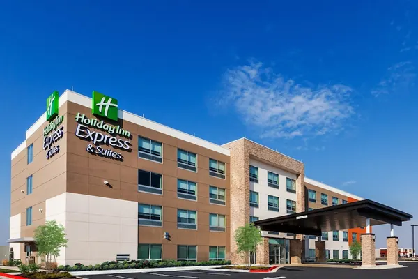 Photo 1 - Holiday Inn Express & Suites Chanute, an IHG Hotel