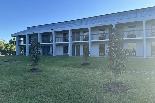 Photo 1 - Riverview Inn