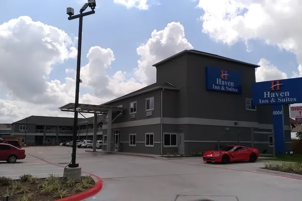 Photo 1 - Haven Inn & Suites Downtown Houston