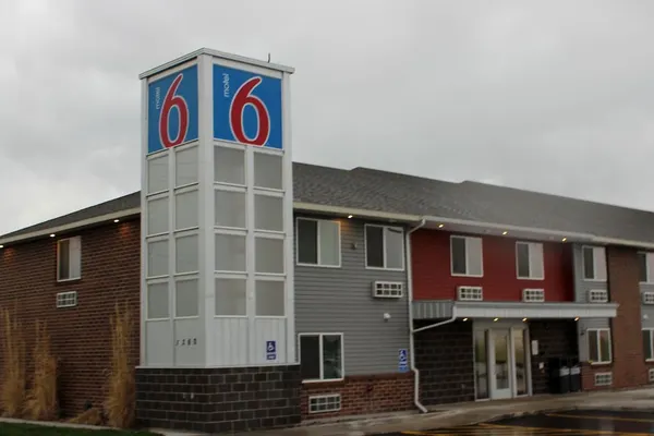 Photo 1 - Motel 6 Rexburg, ID