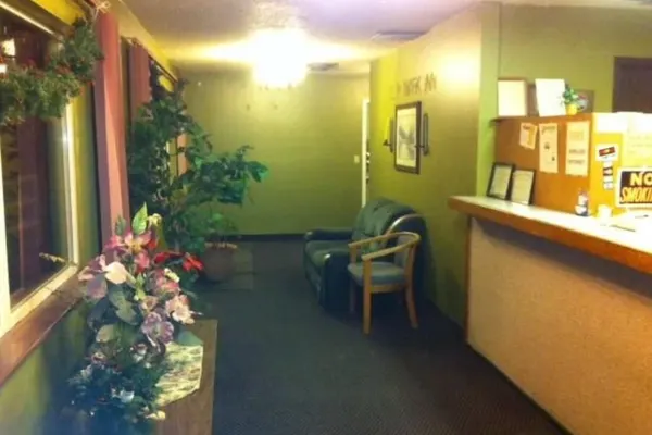 Photo 1 - Landmark Inn