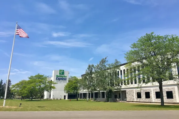 Photo 1 - Holiday Inn Express Grand Island - Niagara Falls by IHG