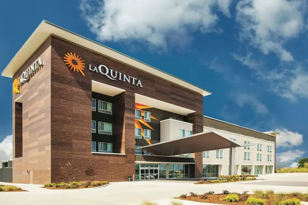 Photo 1 - La Quinta Inn & Suites by Wyndham Wichita Northeast
