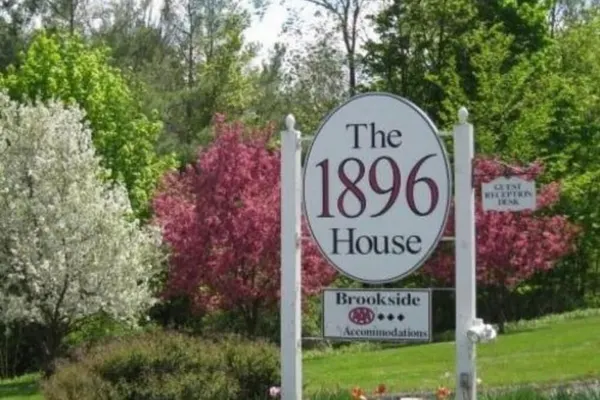 Photo 1 - 1896 House Country Inn & Motels
