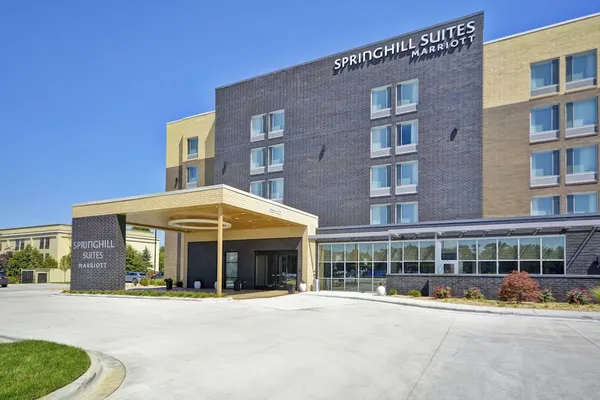 Photo 1 - SpringHill Suites by Marriott Cincinnati Blue Ash