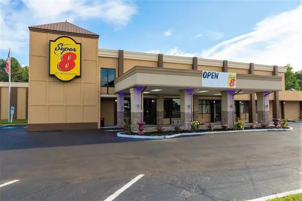 Photo 1 - Super 8 by Wyndham Goldsboro