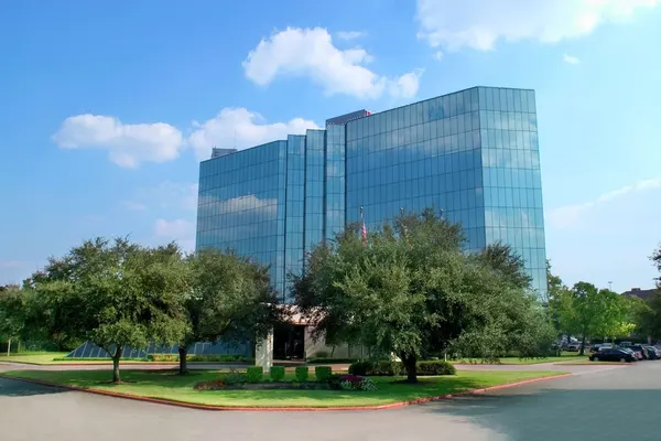 Photo 1 - Hilton Houston Westchase