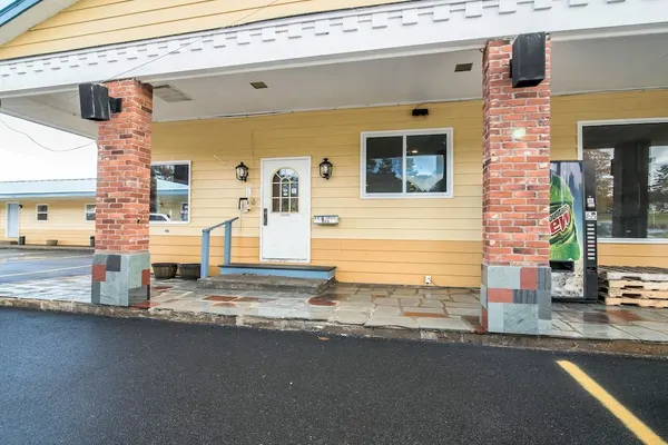 Photo 1 - Rodeway Inn
