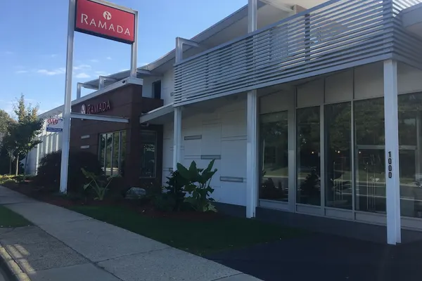 Photo 1 - Ramada by Wyndham Rockville Centre