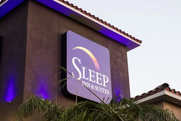 Photo 1 - Sleep Inn & Suites Bakersfield North