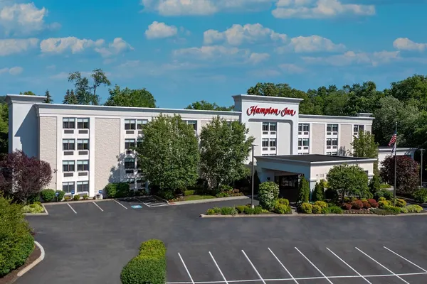 Photo 1 - Hampton Inn Danbury