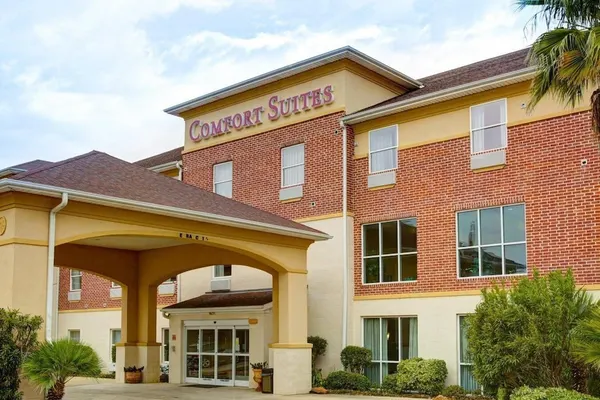 Photo 1 - Comfort Suites University Drive