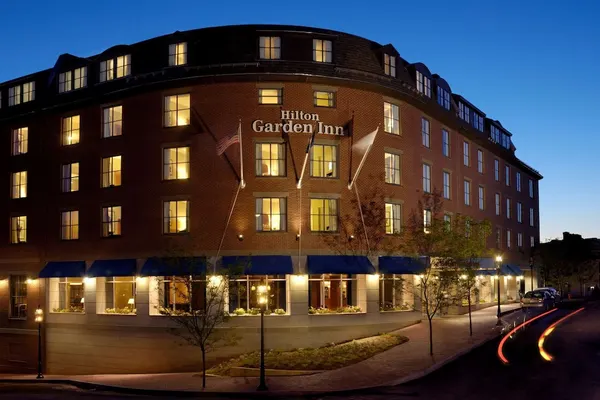 Photo 1 - Hilton Garden Inn Portsmouth Downtown