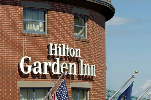 Photo 1 - Hilton Garden Inn Portsmouth Downtown