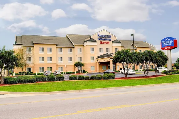 Photo 1 - Fairfield Inn & Suites by Marriott Warner Robins