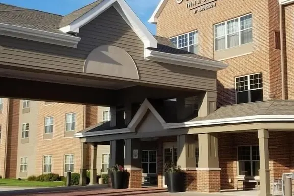 Photo 1 - Country Inn & Suites by Radisson, Green Bay East, WI