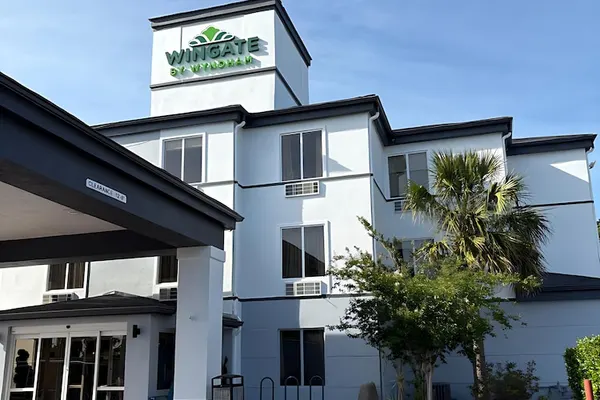Photo 1 - Wingate by Wyndham Kings Bay Naval Base / I-95
