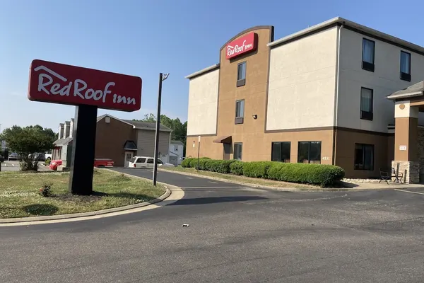 Photo 1 - Red Roof Inn Newport News - Yorktown