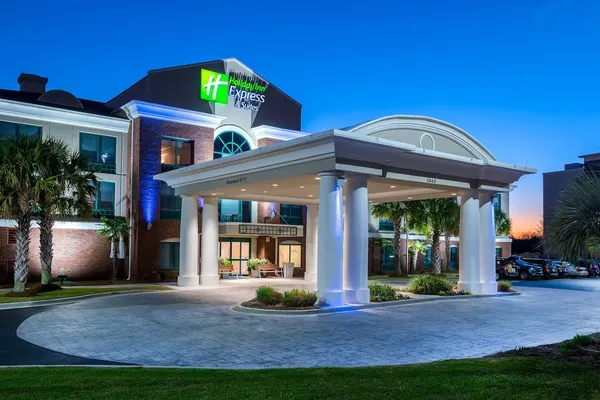 Photo 1 - Holiday Inn Express & Suites Florence I-95 & I-20 Civic Ctr, an IHG Hotel