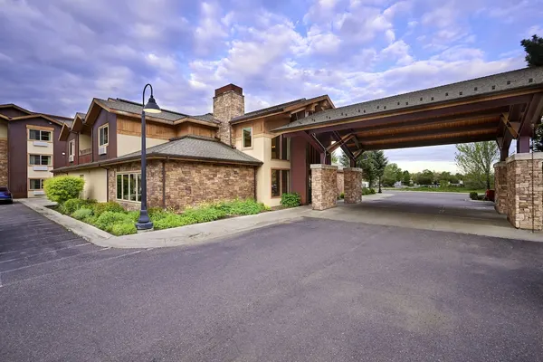 Photo 1 - Mountain Valley Lodge