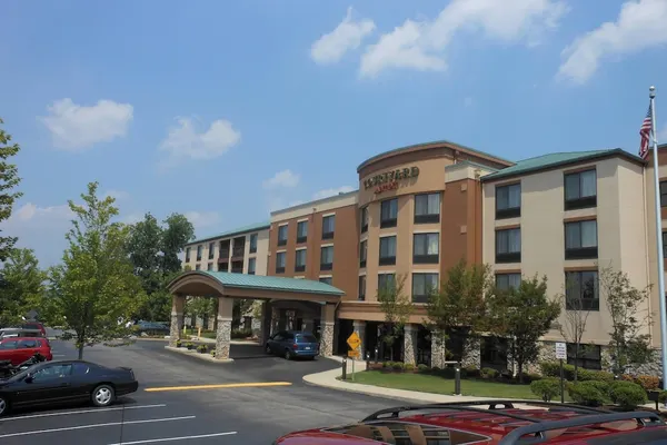 Photo 1 - Courtyard by Marriott Pittsburgh Monroeville