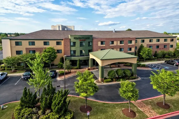 Photo 1 - Courtyard by Marriott Memphis Southaven