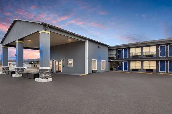 Photo 1 - Days Inn by Wyndham Carlisle