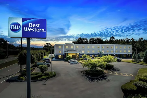 Photo 1 - Best Western Dartmouth-New Bedford