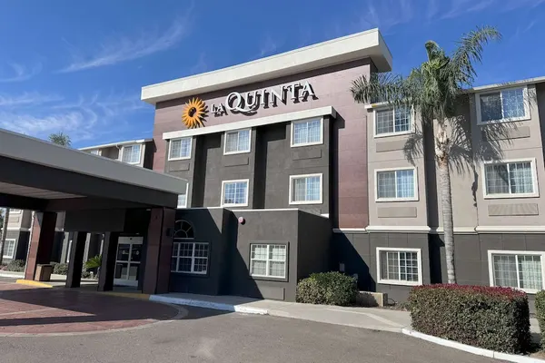 Photo 1 - La Quinta Inn & Suites by Wyndham Tulare