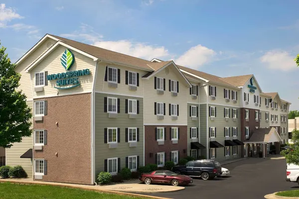 Photo 1 - WoodSpring Suites Kansas City Liberty