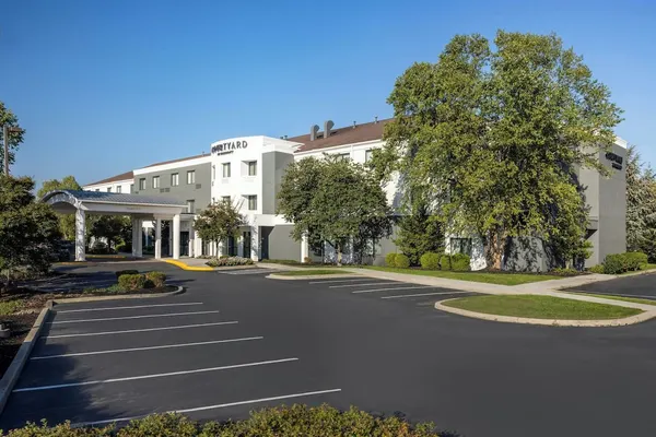 Photo 1 - Courtyard by Marriott Harrisburg West/Mechanicsburg