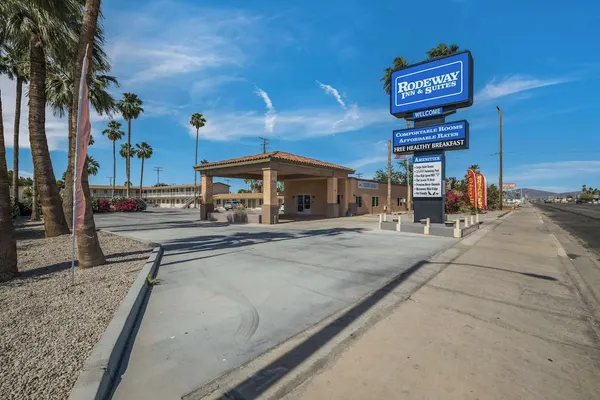 Photo 1 - Rodeway Inn & Suites Blythe I-10