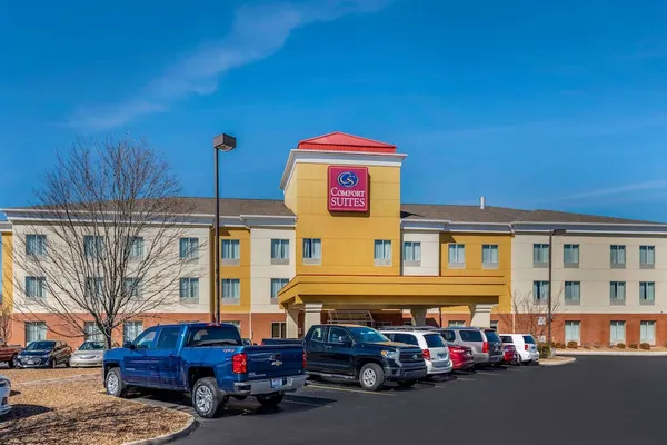 Photo 1 - Comfort Suites Cincinnati Airport