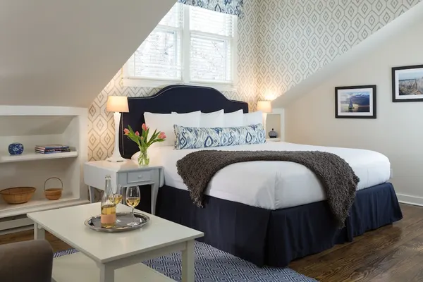Photo 1 - Brass Lantern Inn