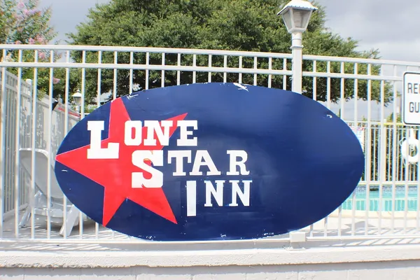 Photo 1 - LoneStar Inn